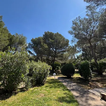 L'ecrin Des Deux Lions * Saint-Raphael (Var)